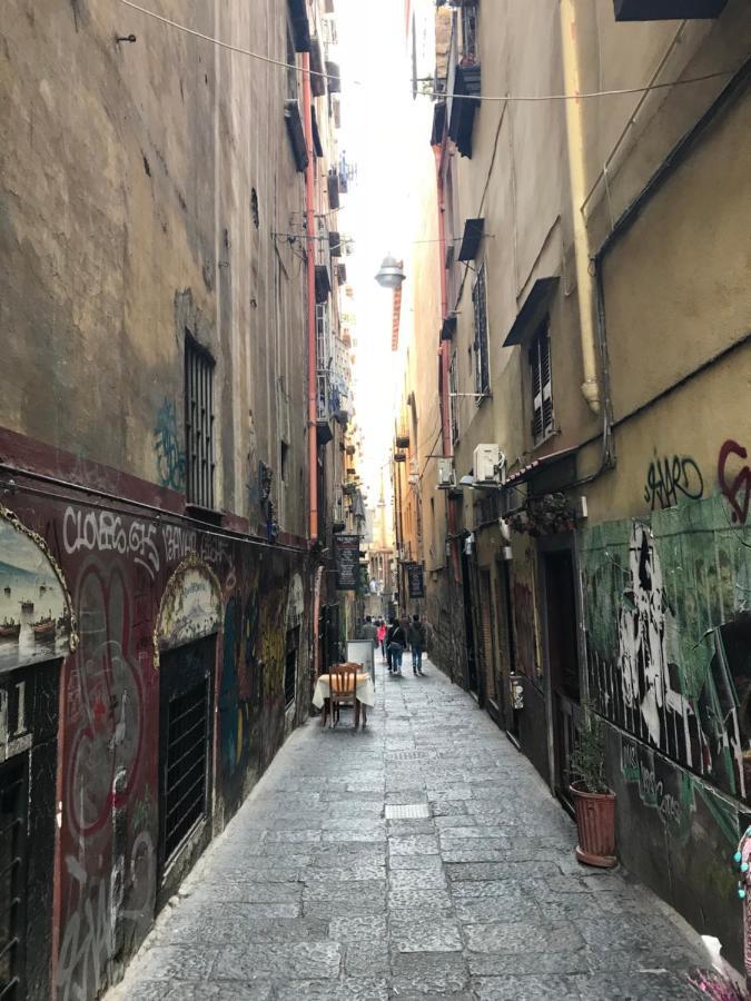 Rooms In San Domenico Maggiore 3 Naples Exterior photo
